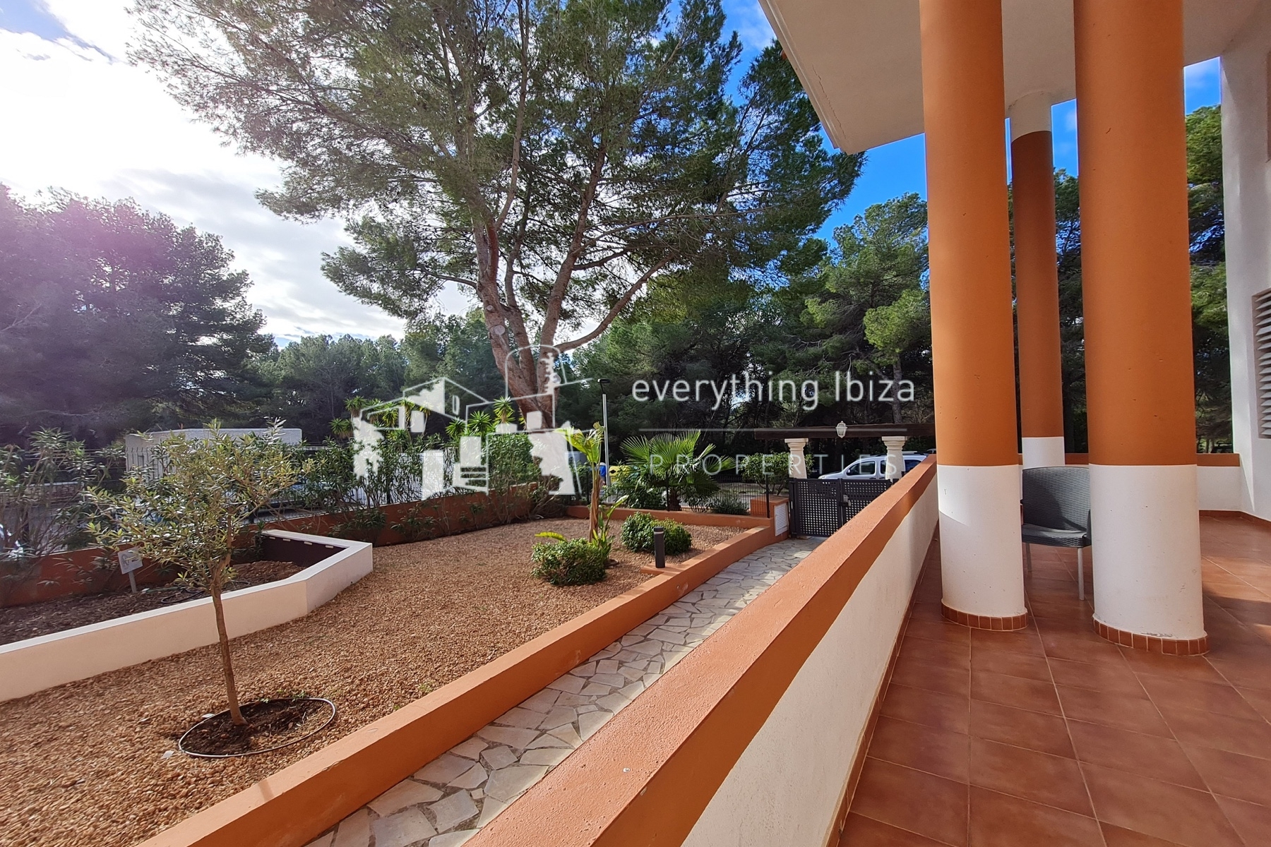 Modern 3 Bed Duplex Apartment Close to Stunning Nearby Beaches and San Carlos Village by everything ibiza Properties - ref. 1882