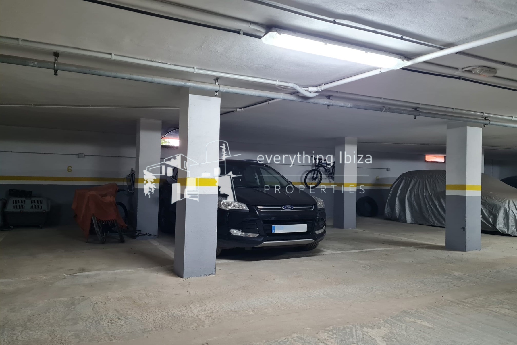 Modern 3 Bed Duplex Apartment Close to Stunning Nearby Beaches and San Carlos Village by everything ibiza Properties - ref. 1882