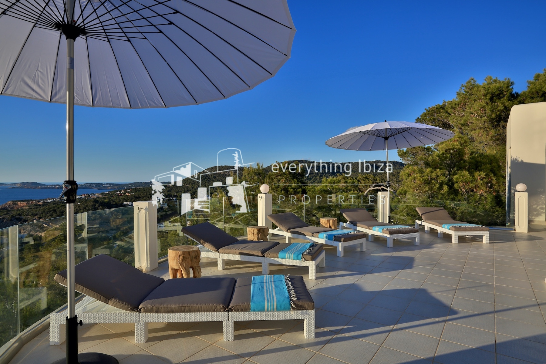 A Magnificent Elevated Villa with Private Pool Offering Stunning Sea and Sunset Views - for sale by everything ibiza Properties - ref. 1883