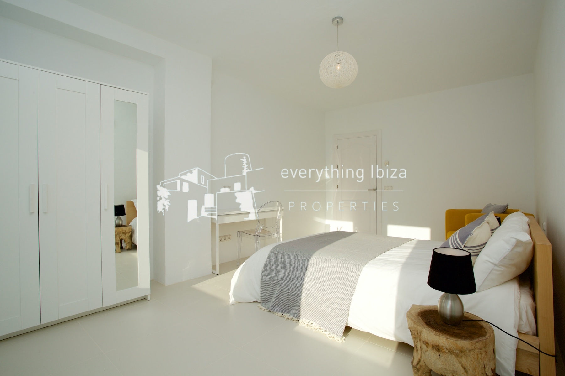 A Magnificent Elevated Villa with Private Pool Offering Stunning Sea and Sunset Views - for sale by everything ibiza Properties - ref. 1883