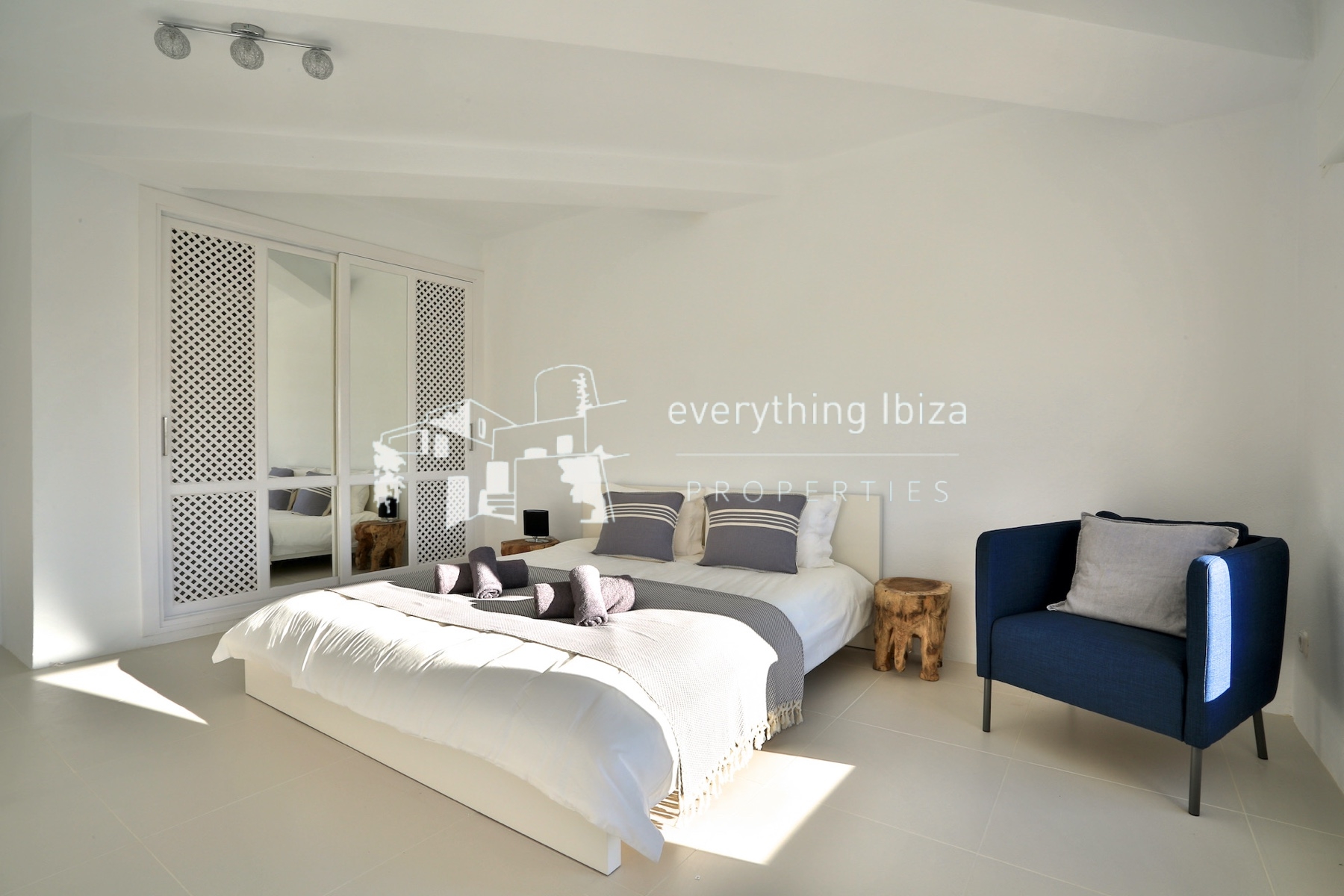 A Magnificent Elevated Villa with Private Pool Offering Stunning Sea and Sunset Views - for sale by everything ibiza Properties - ref. 1883