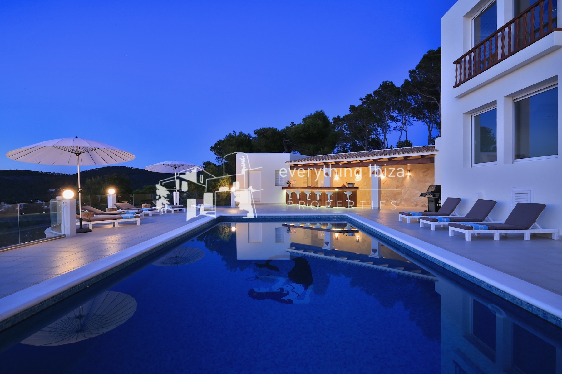 A Magnificent Elevated Villa with Private Pool Offering Stunning Sea and Sunset Views - for sale by everything ibiza Properties - ref. 1883