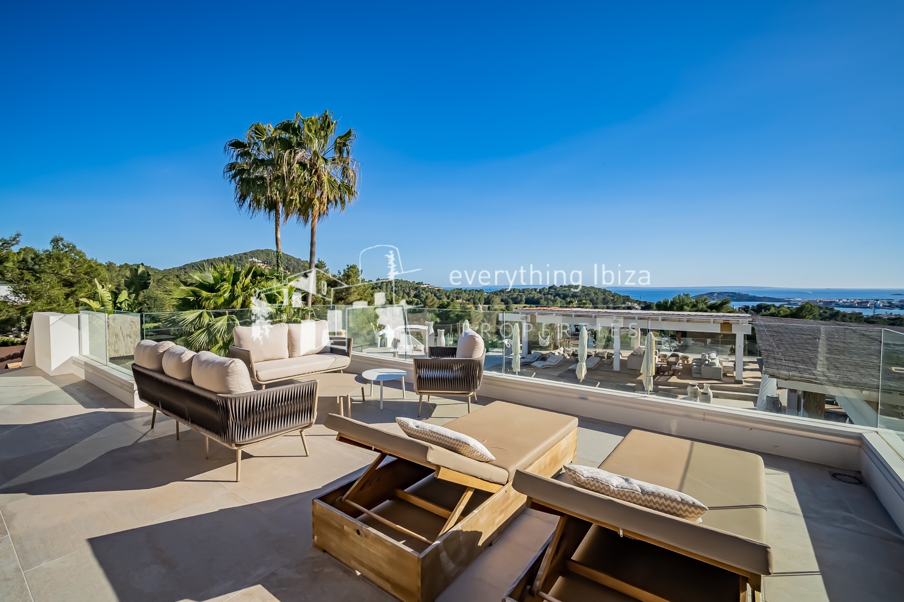 Exceptional Luxury Private Residence with Panoramic Views, Super Sports & Wellness Facilities - for sale by everything ibiza Properties - ref. 1884