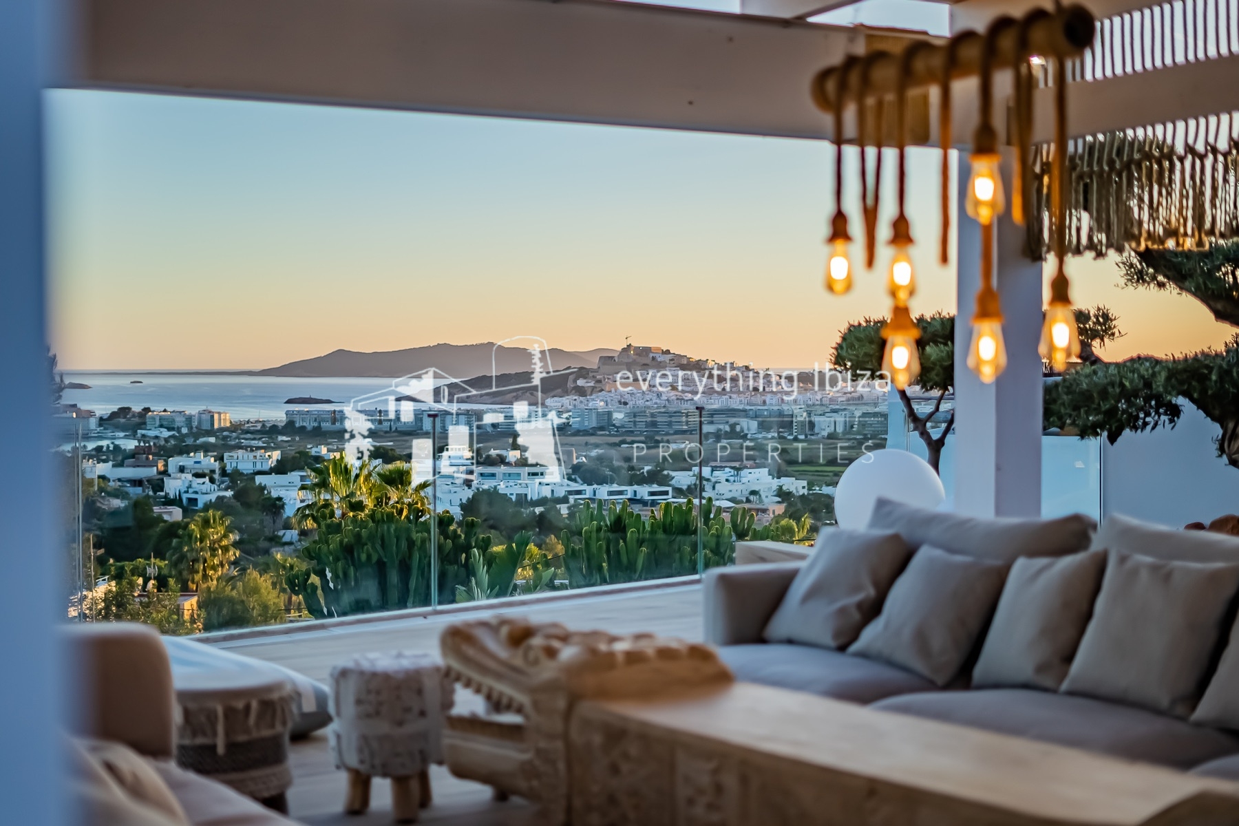 Exceptional Luxury Private Residence with Panoramic Views, Super Sports & Wellness Facilities - for sale by everything ibiza Properties - ref. 1884