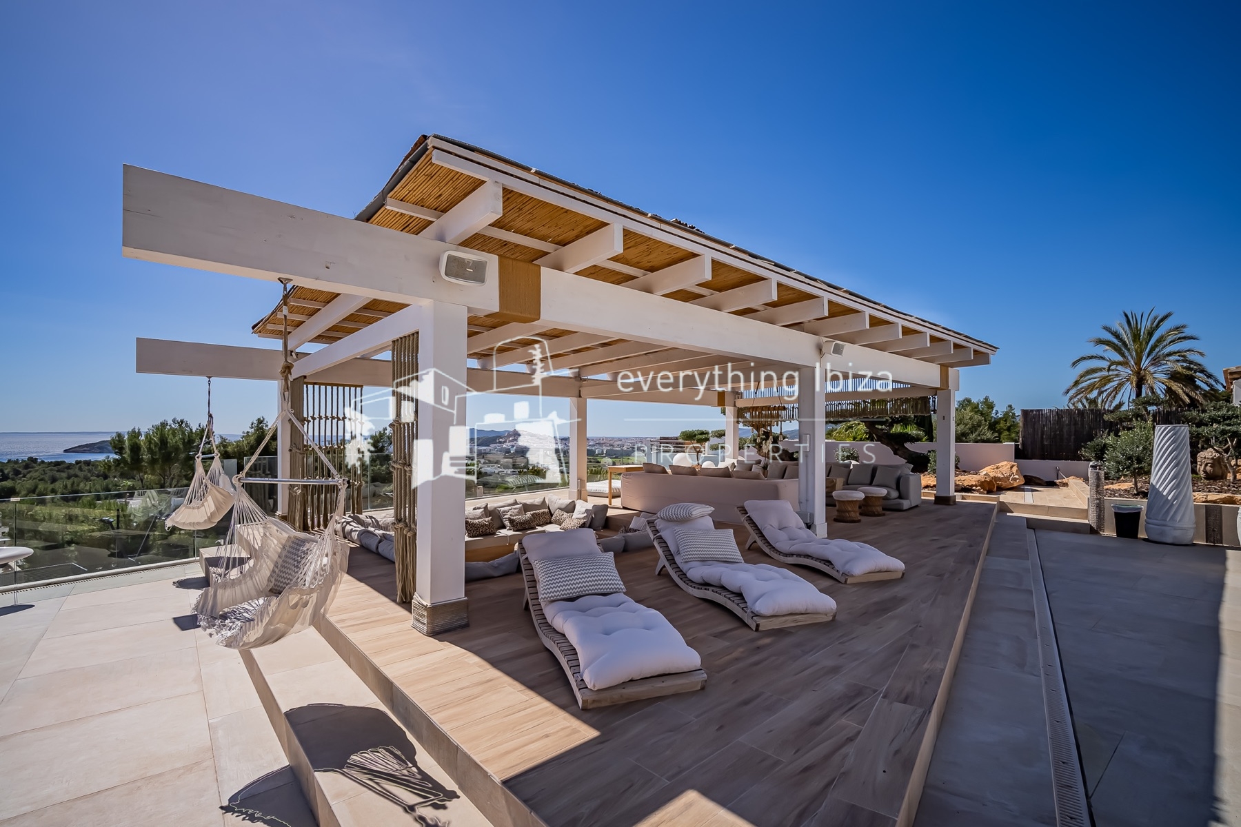Exceptional Luxury Private Residence with Panoramic Views, Super Sports & Wellness Facilities - for sale by everything ibiza Properties - ref. 1884