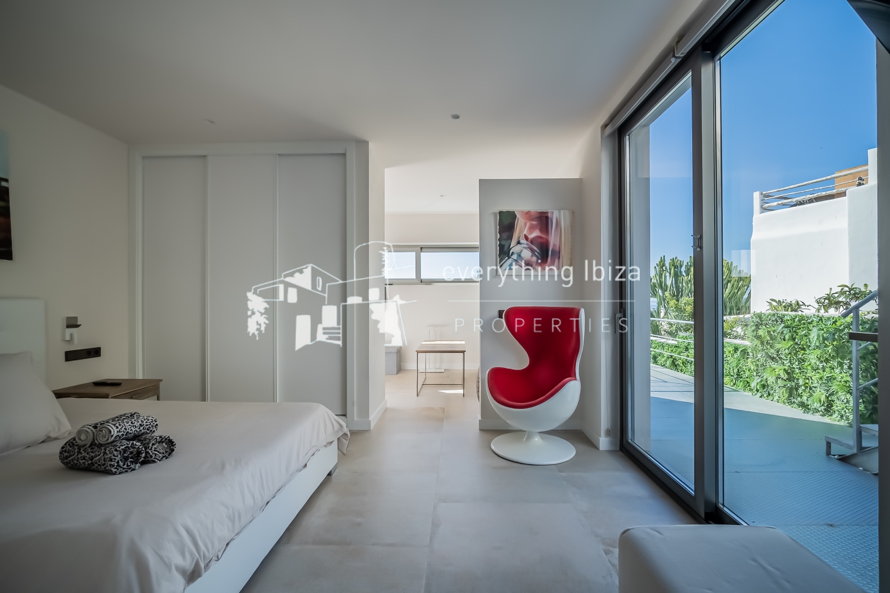 Exceptional Luxury Private Residence with Panoramic Views, Super Sports & Wellness Facilities - for sale by everything ibiza Properties - ref. 1884