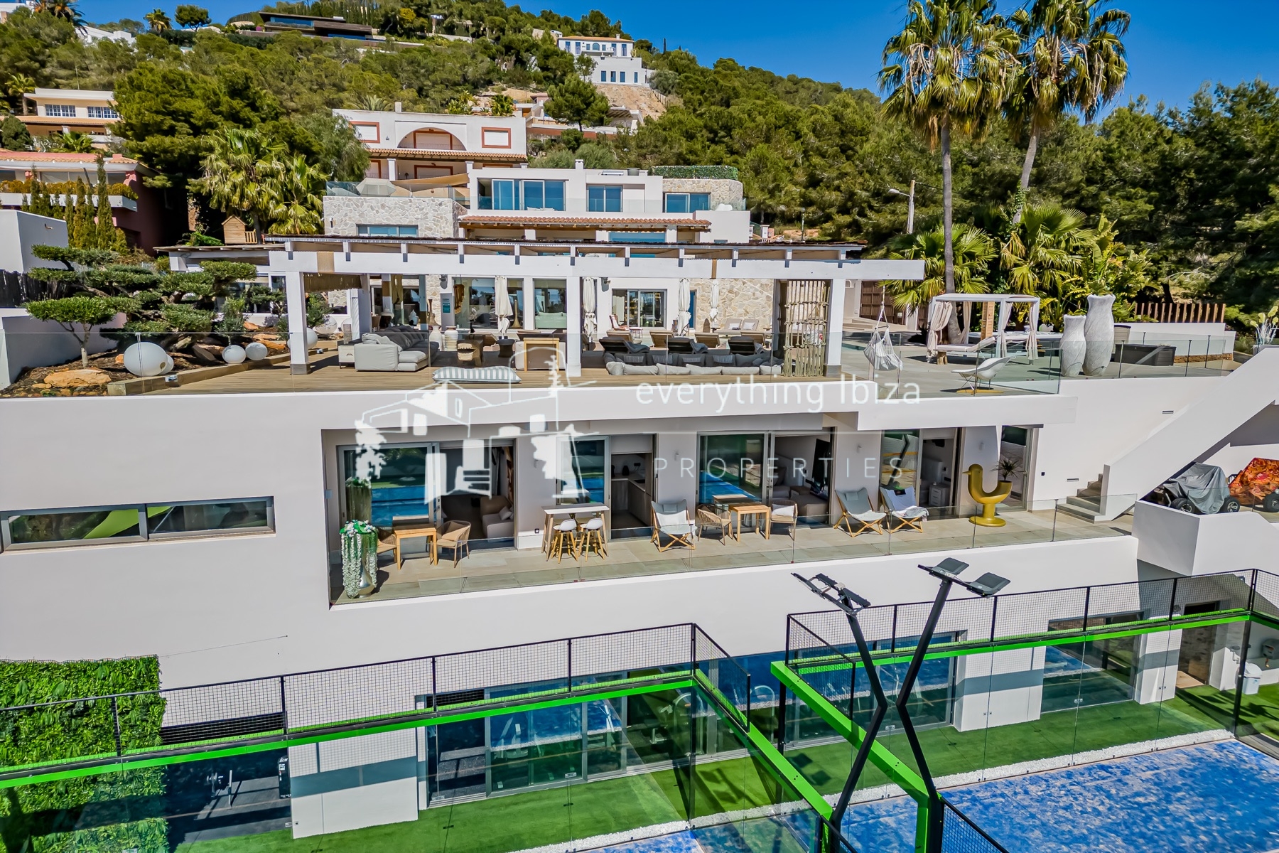Exceptional Luxury Private Residence with Panoramic Views, Super Sports & Wellness Facilities - for sale by everything ibiza Properties - ref. 1884