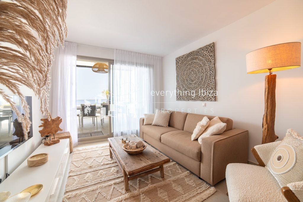 Elegant Modern Apartment in Private Residential Complex with Super Sea and Sunset Views in Cala Tarida — Apartment