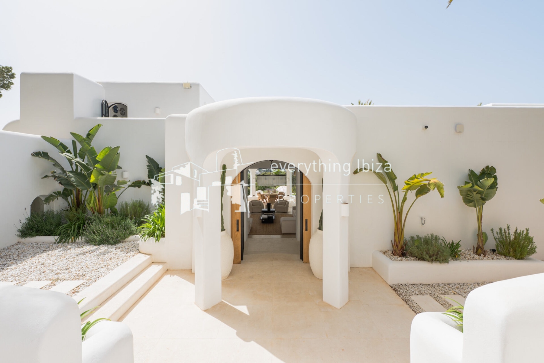 Magnificent Luxury Villa Set in a Stunning Large Private Estate with Amazing Sea and Sunset Views - for sale by everything ibiza Properties - ref. 1895