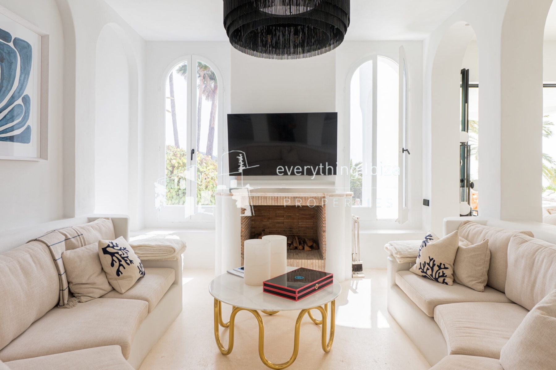 Magnificent Luxury Villa Set in a Stunning Large Private Estate with Amazing Sea and Sunset Views - for sale by everything ibiza Properties - ref. 1895