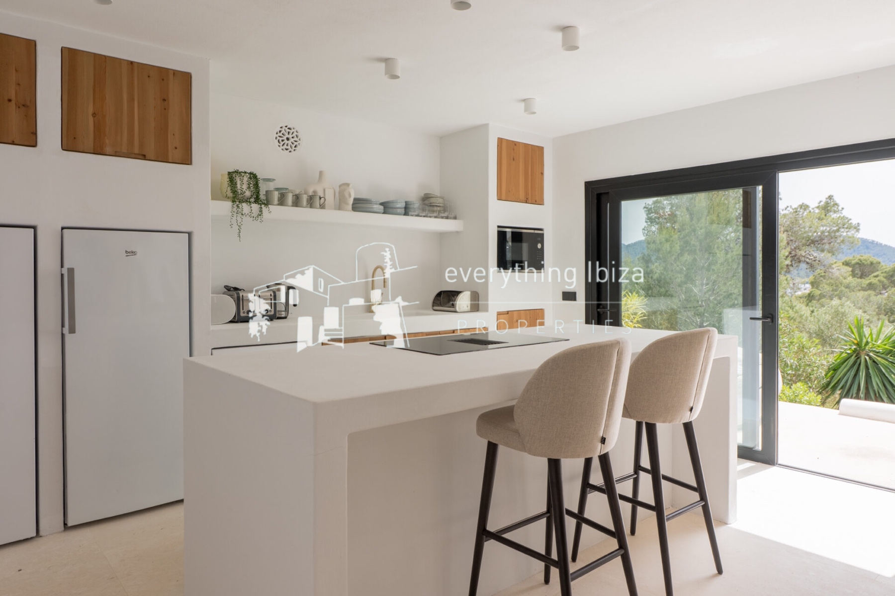 Magnificent Luxury Villa Set in a Stunning Large Private Estate with Amazing Sea and Sunset Views - for sale by everything ibiza Properties - ref. 1895